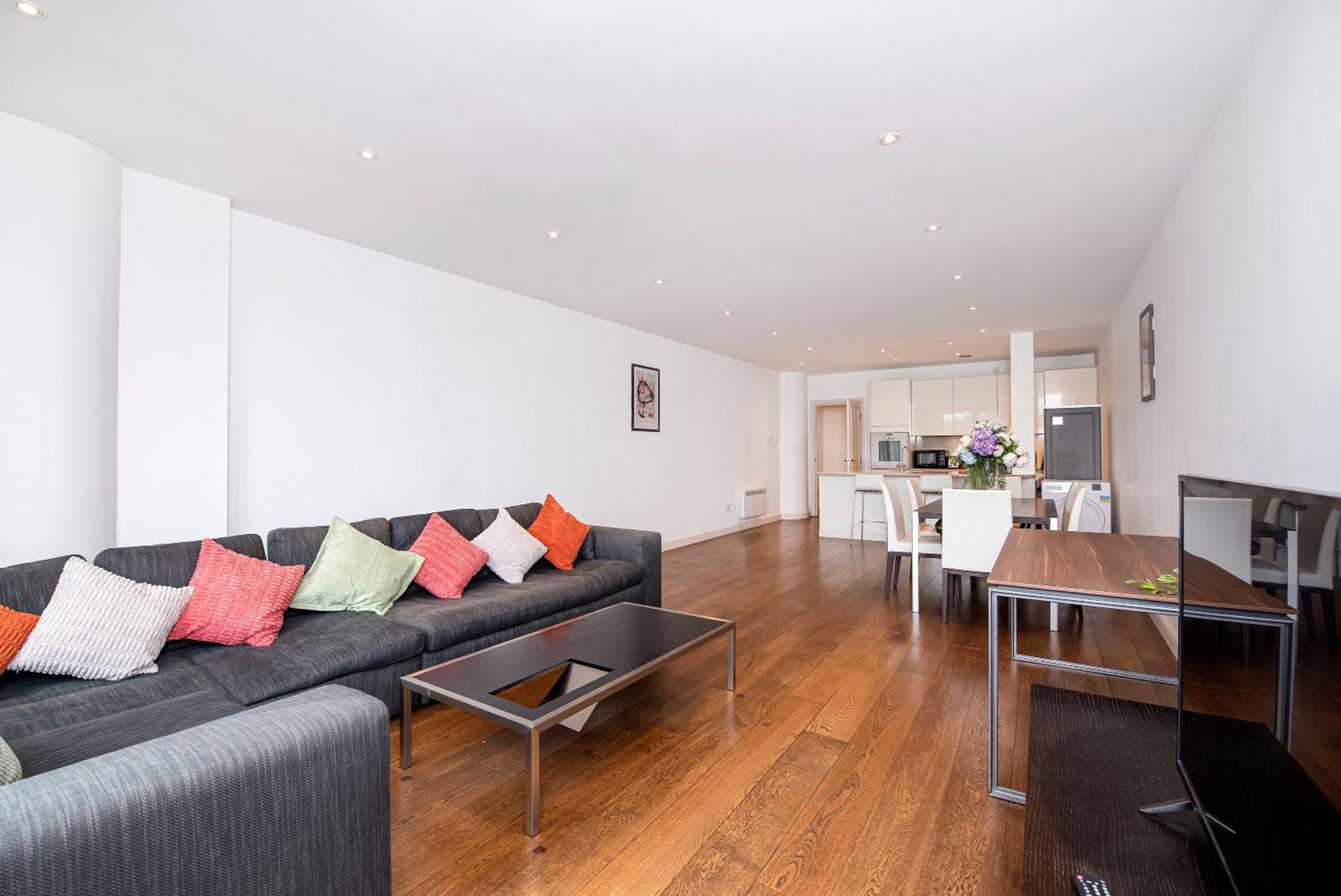 Central 2 Bed Maissonette Londen Buitenkant foto