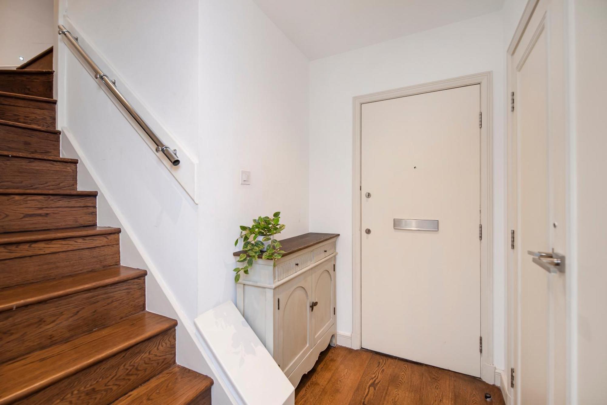 Central 2 Bed Maissonette Londen Buitenkant foto